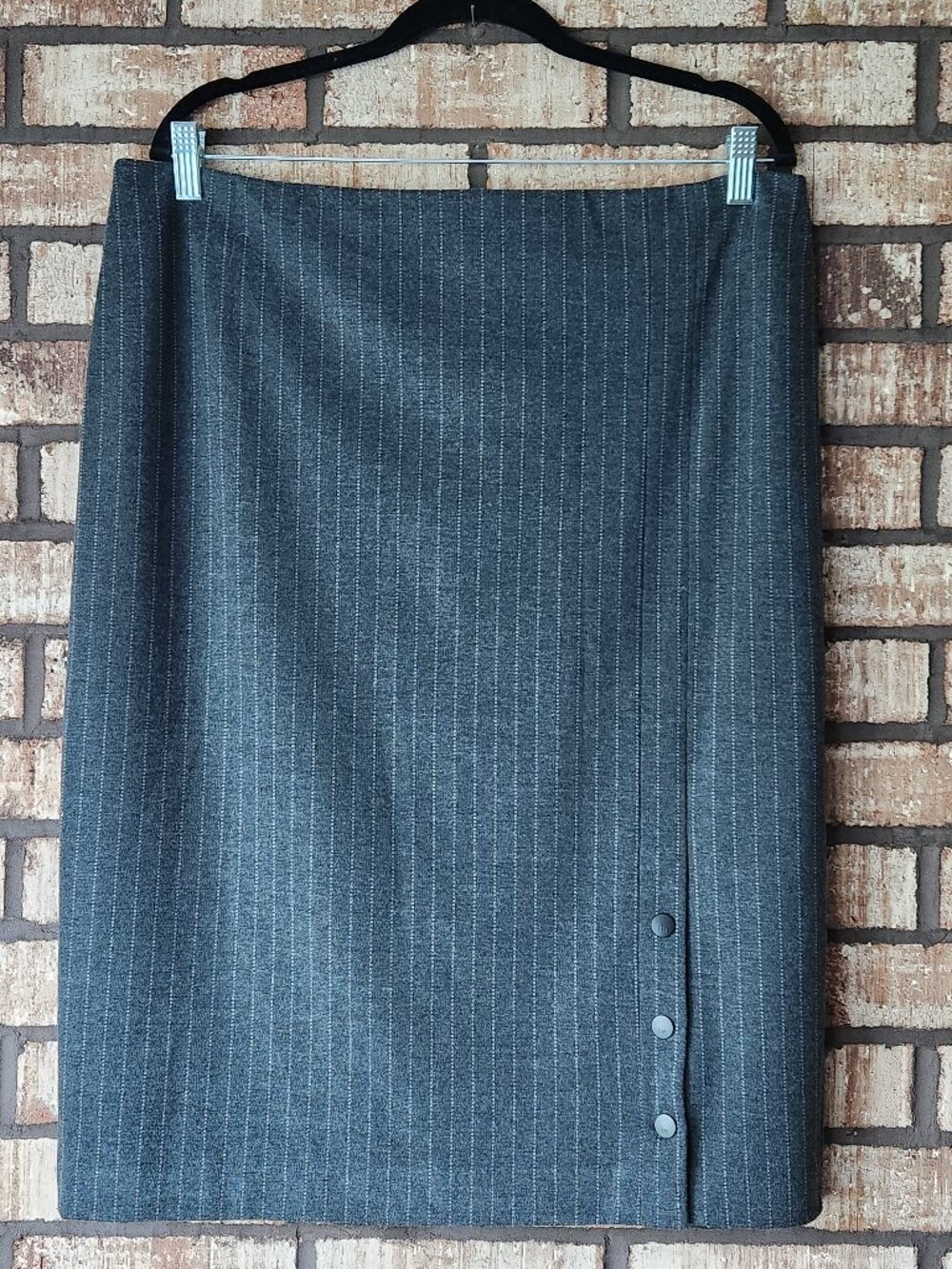 Tommy Hilfiger Grey Flanel Skirt with Pinstripes Size 16